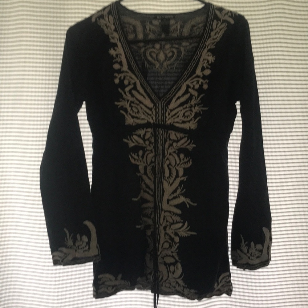 Black & taupe blouse